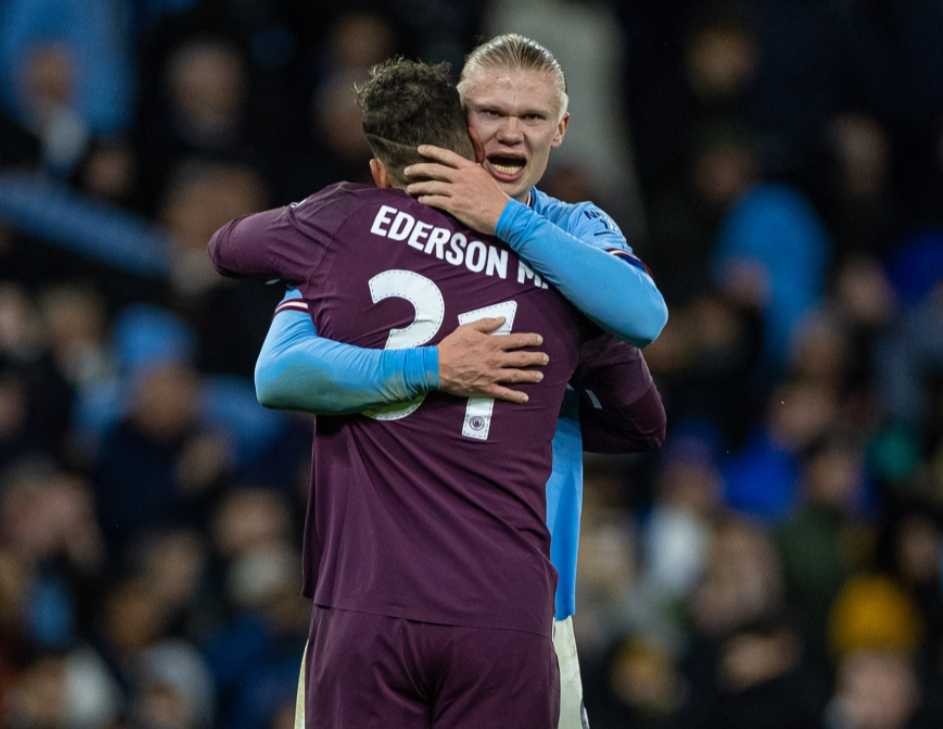 曼联4-1狼队全场数据：射正次数10-2，控球率超6成