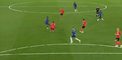 0-2！3-2！费内巴切女排夺冠瓦尔加斯MVP博斯科维奇24分难救主